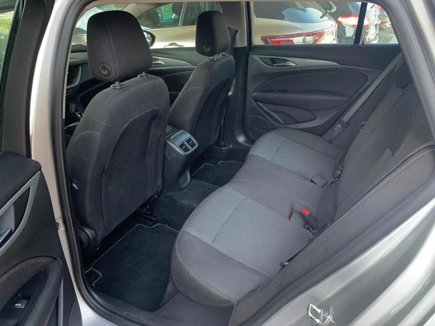 Opel Insignia Sports Tourer 1.6 CDTi Business Edition Auto