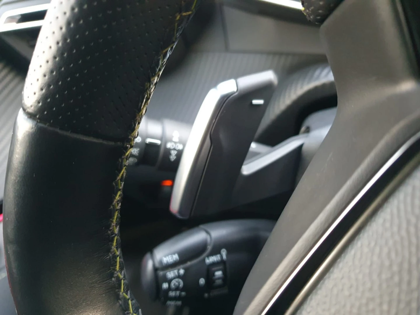 Peugeot 2008 1.5 BlueHDi GT EAT8