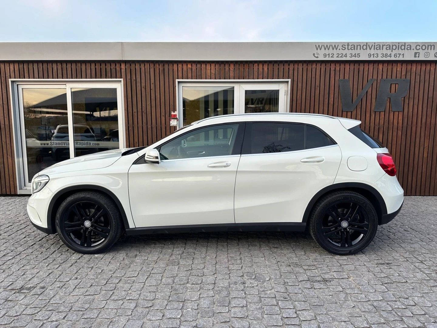 Mercedes-Benz GLA 220 CDI 4Matic 7G-DCT Urban