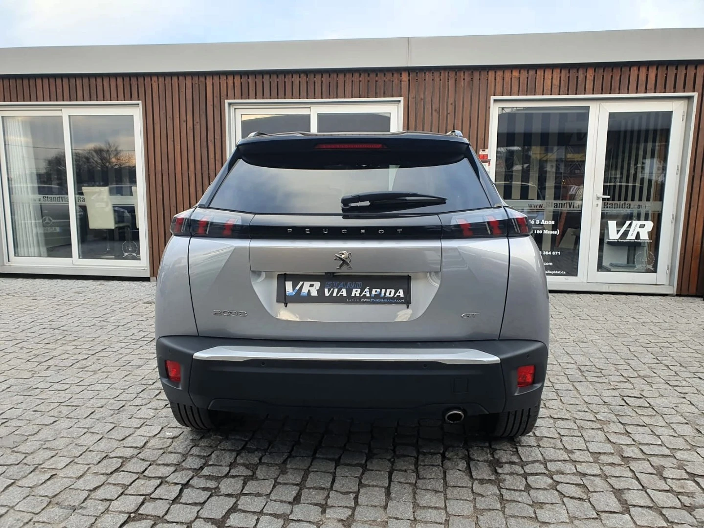 Peugeot 2008 1.5 BlueHDi GT EAT8