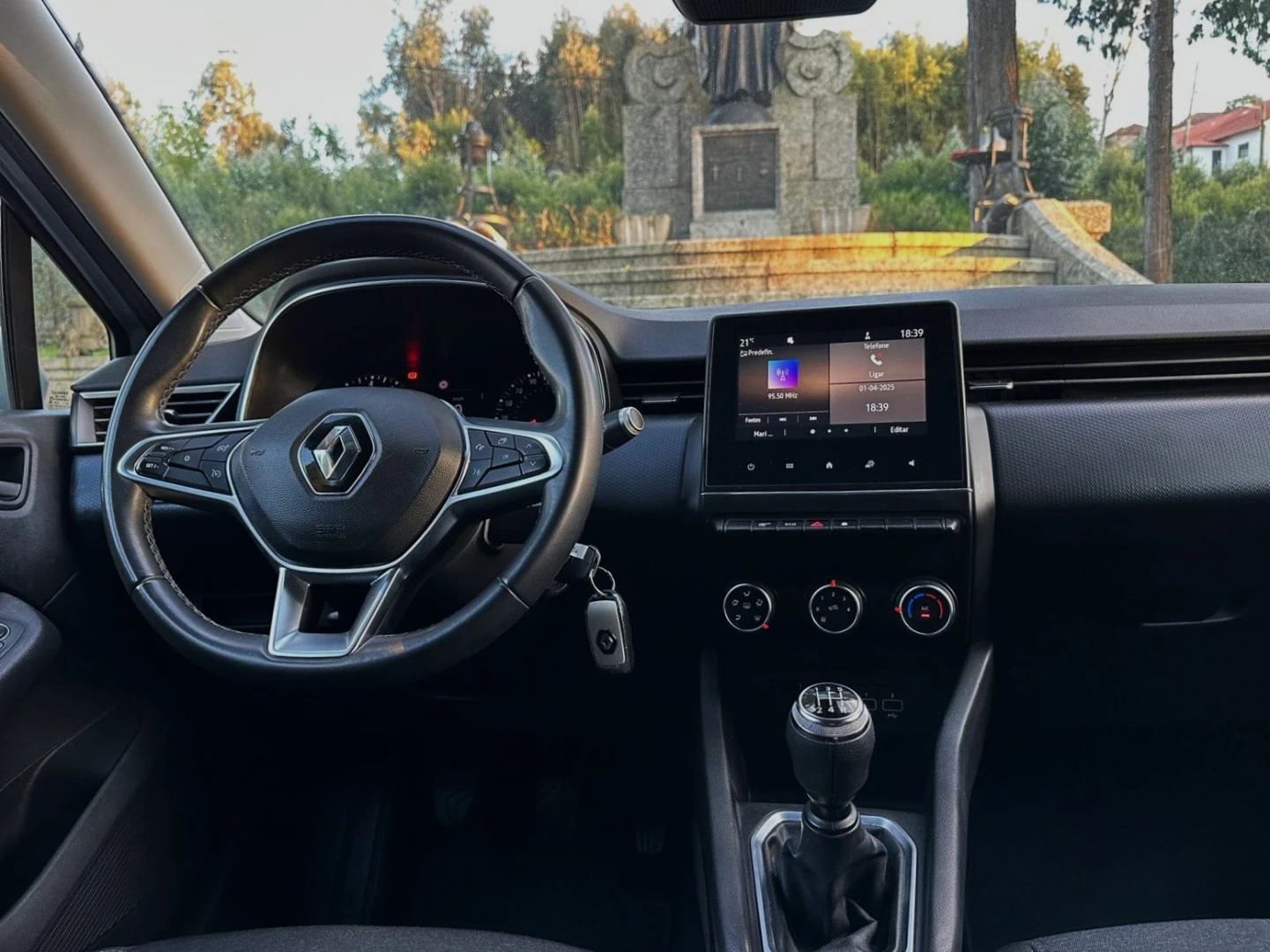 Renault Clio 1.0 TCe Intens Bi-Fuel