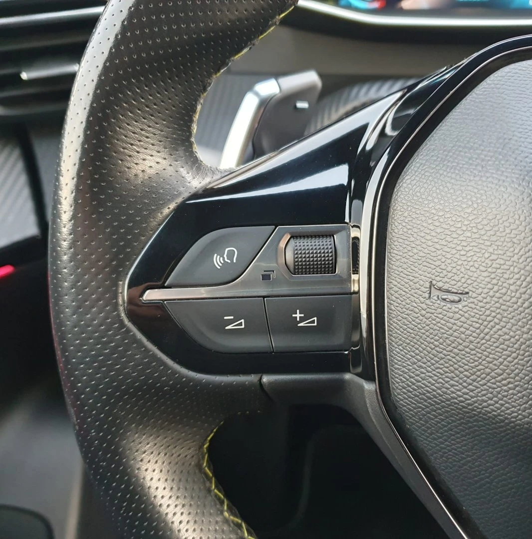 Peugeot 2008 1.5 BlueHDi GT EAT8