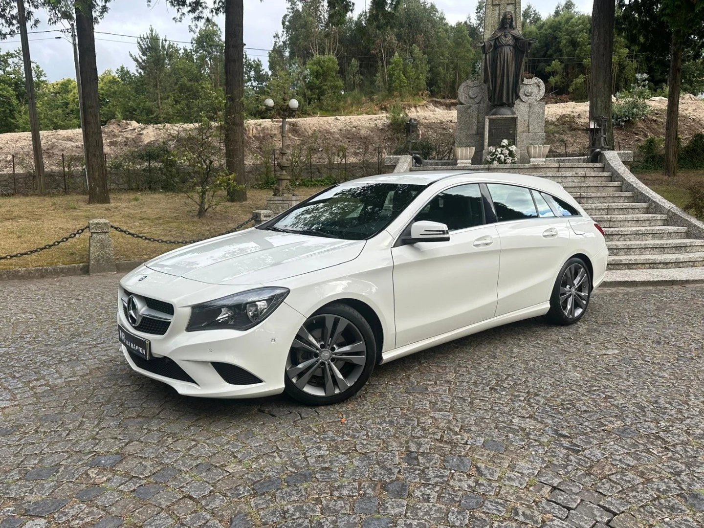 Mercedes-Benz CLA 180 d Shooting Brake Urban
