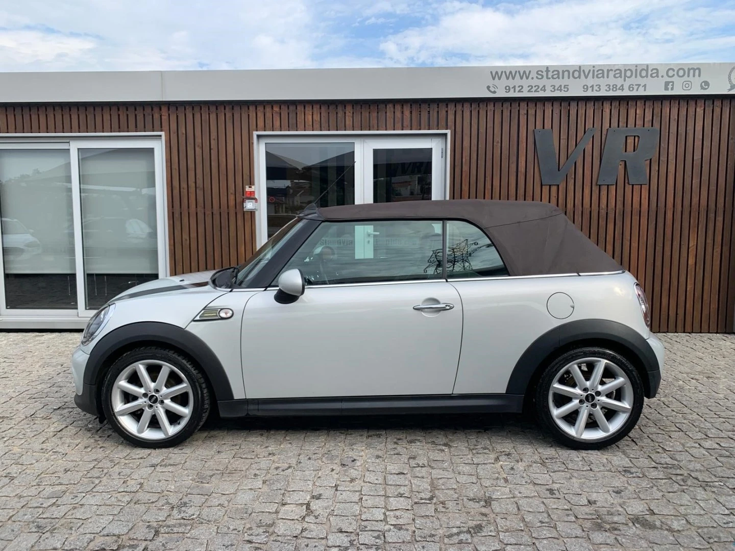 MINI Cabrio Cooper D
