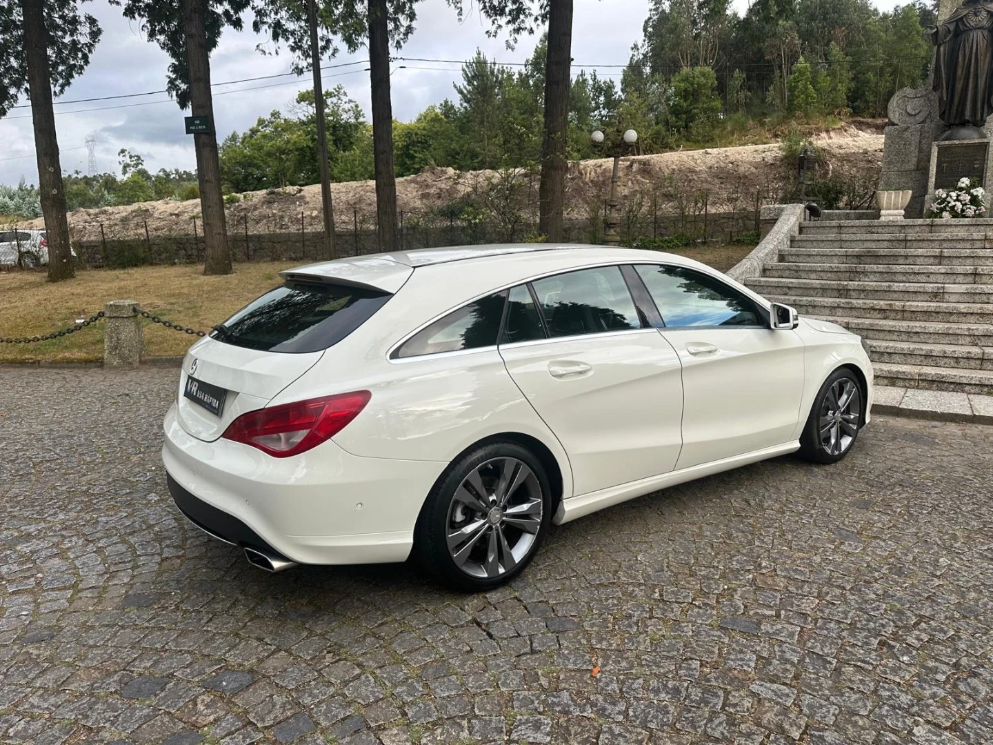 Mercedes-Benz CLA 180 d Shooting Brake Urban