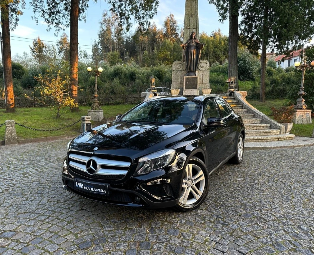 Mercedes-Benz GLA 220 CDI 4Matic 7G-DCT Urban