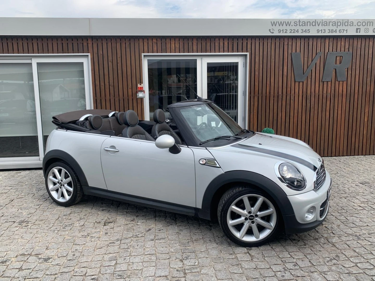 MINI Cabrio Cooper D