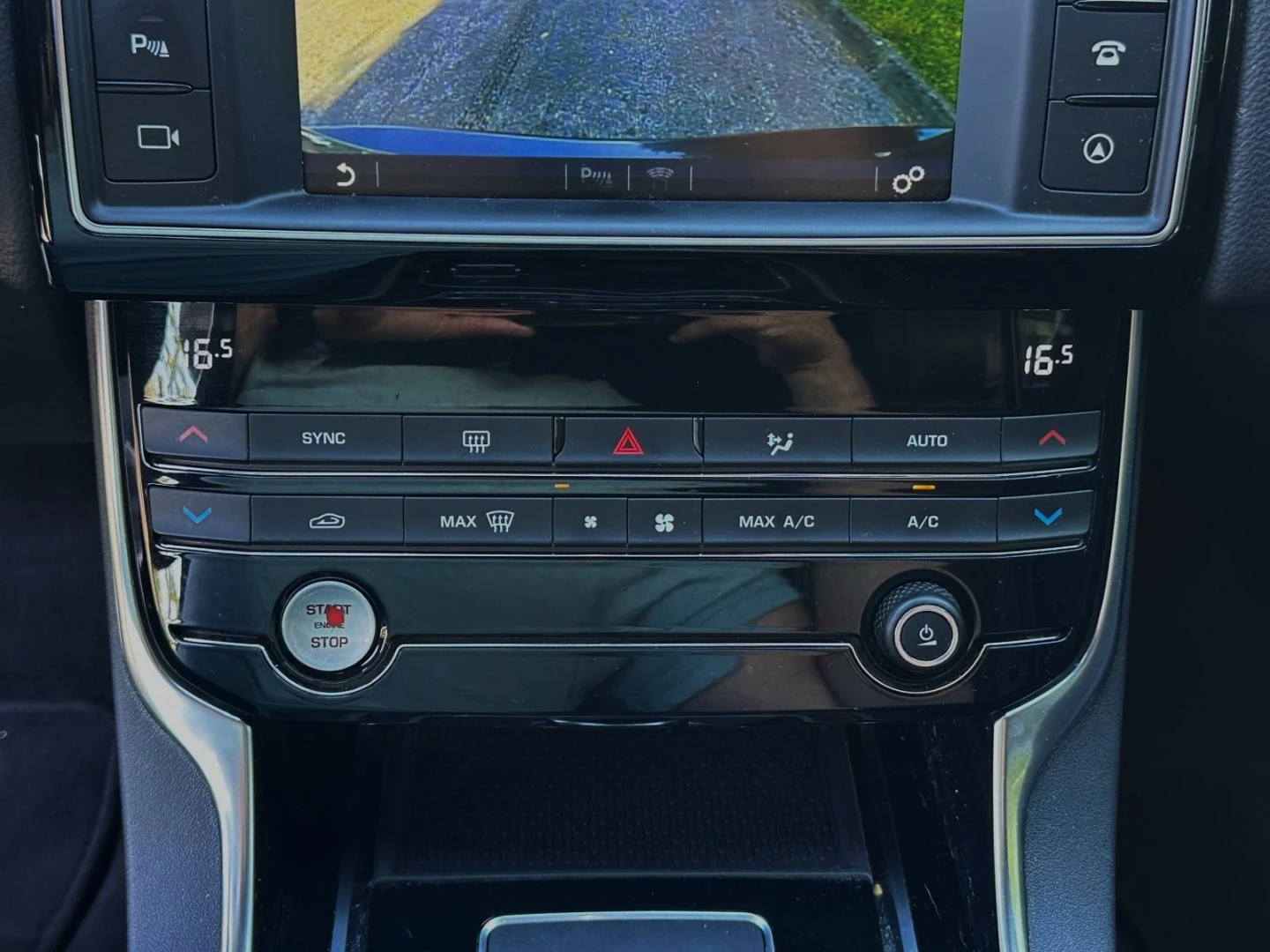 Jaguar XE 2.0 D R-Sport Aut.
