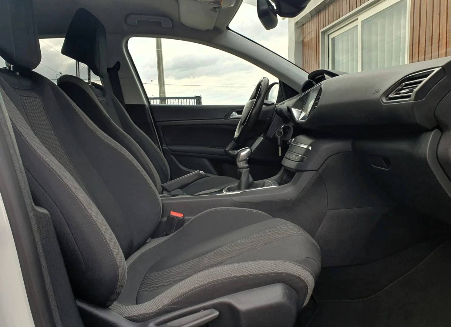 Peugeot 308 SW 1.6 BlueHDi Style