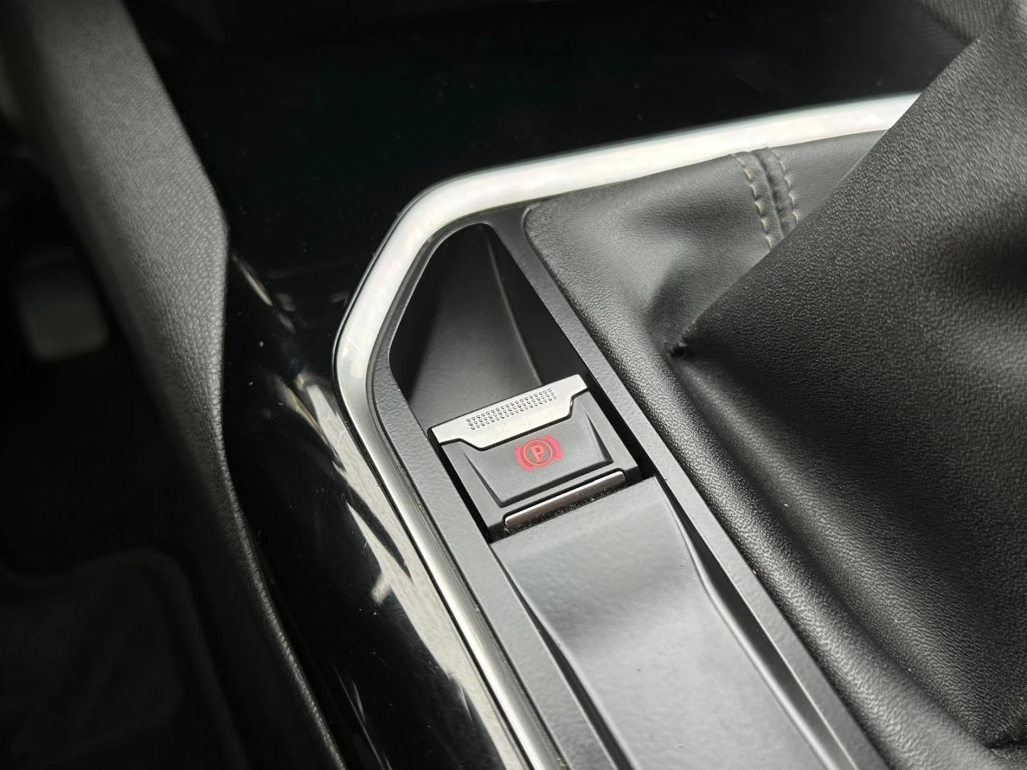 Peugeot 3008 1.5 BlueHDi Allure