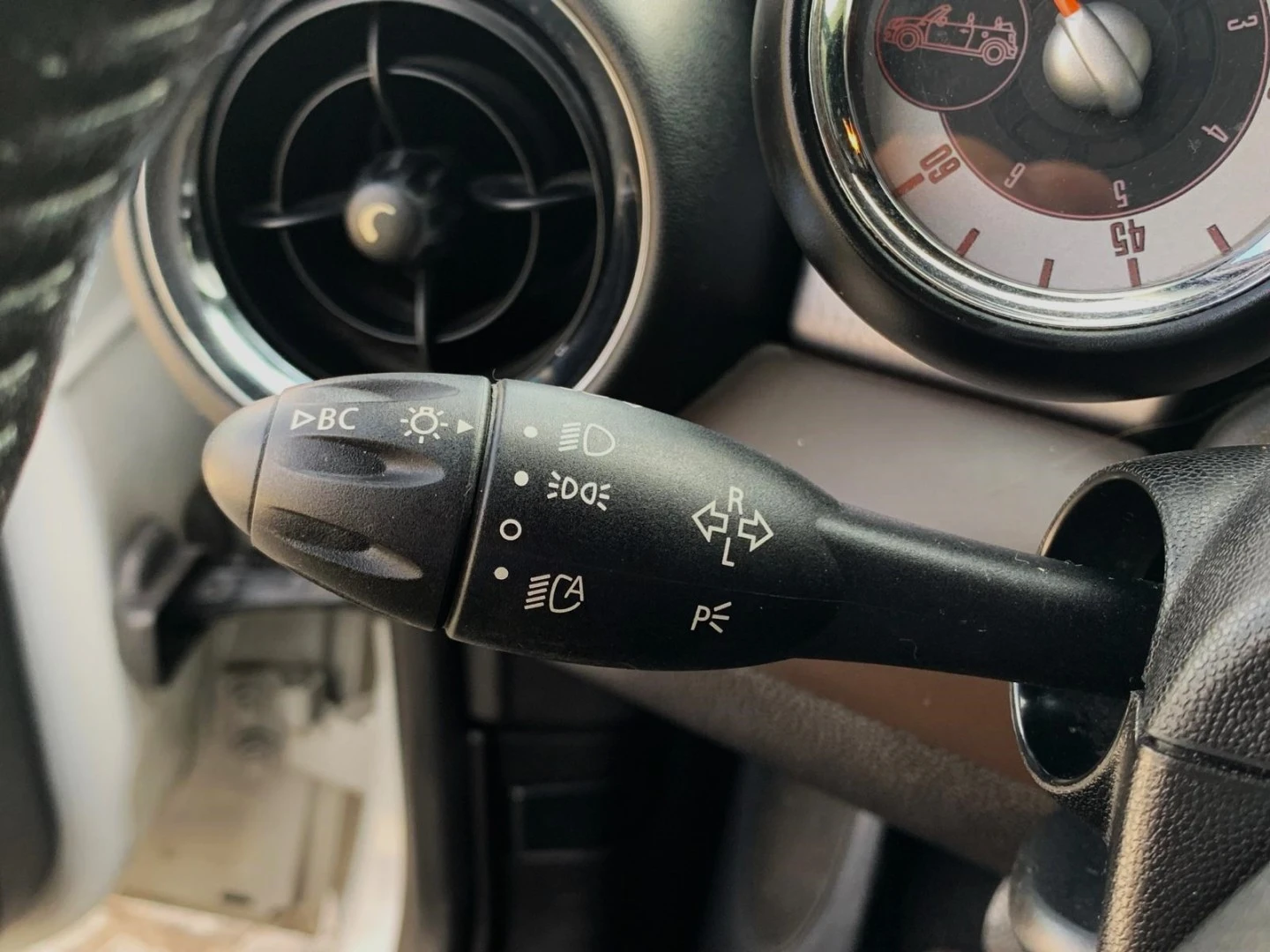 MINI Cabrio Cooper D