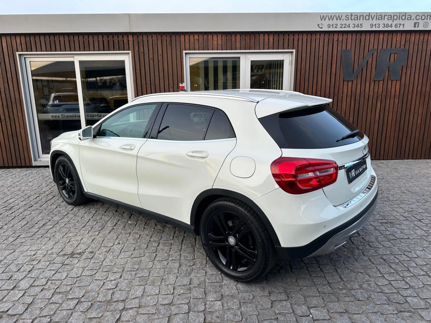Mercedes-Benz GLA 220 CDI 4Matic 7G-DCT Urban