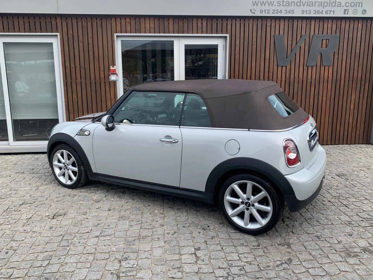 MINI Cabrio Cooper D