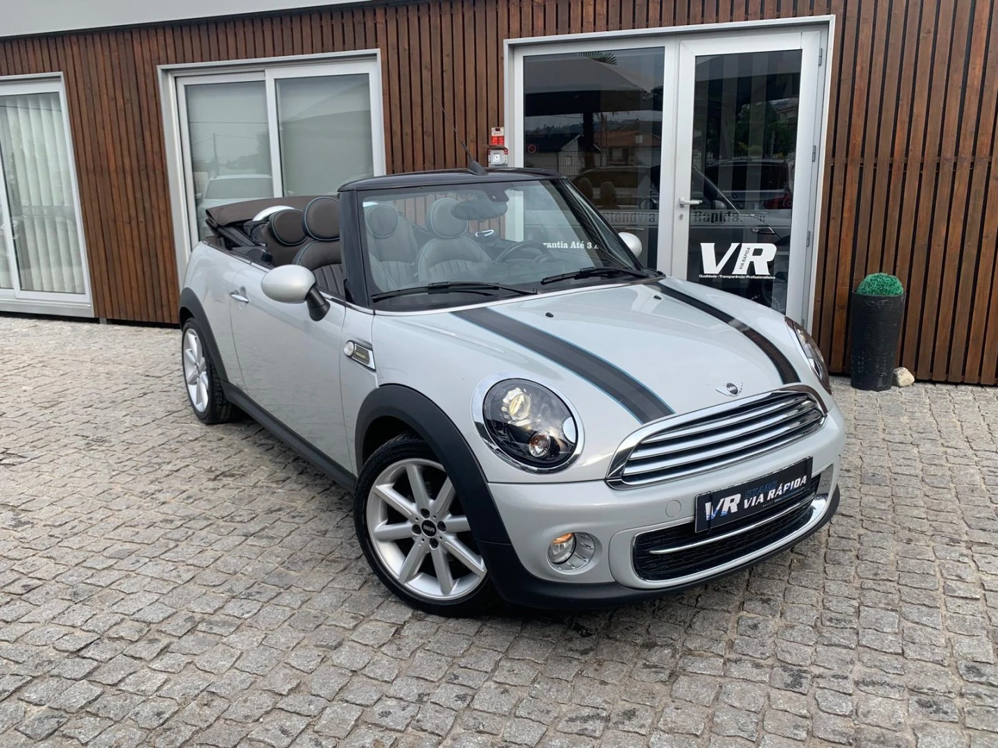 MINI Cabrio Cooper D