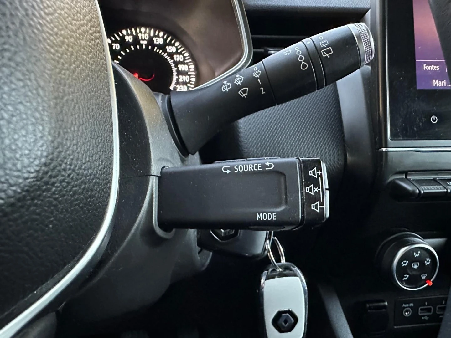 Renault Clio 1.0 TCe Intens Bi-Fuel
