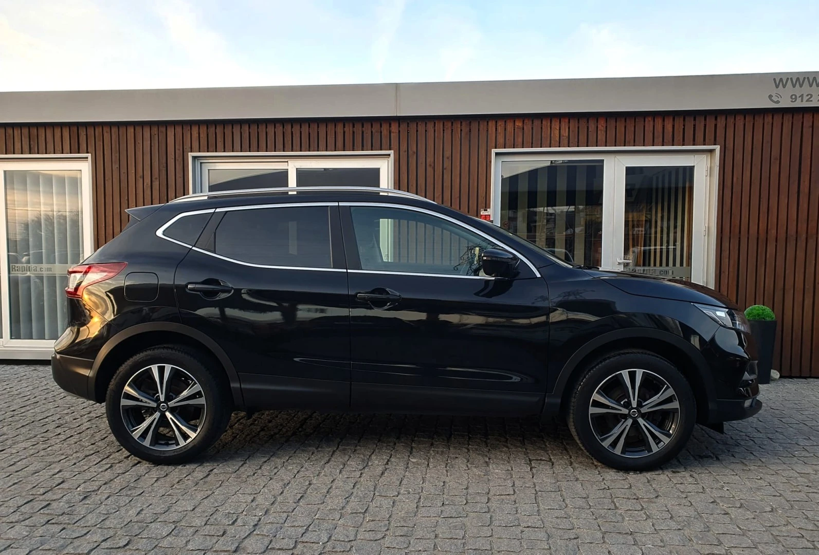 Nissan Qashqai 1.3 DIG-T N-Connecta J18