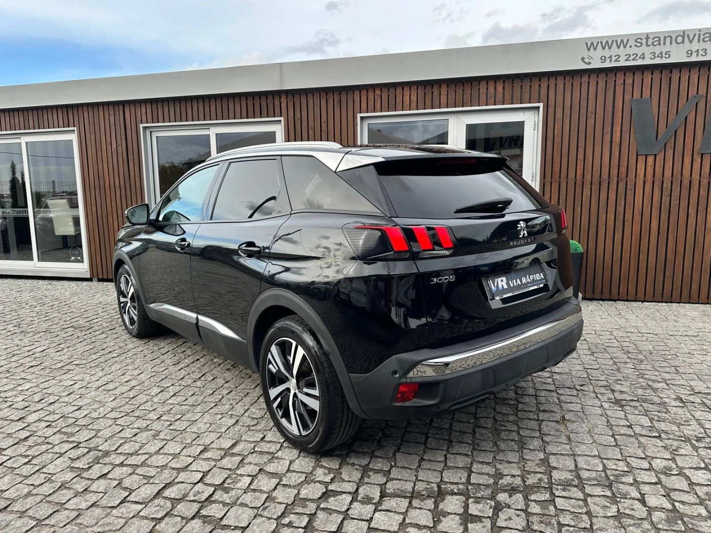 Peugeot 3008 1.5 BlueHDi Allure