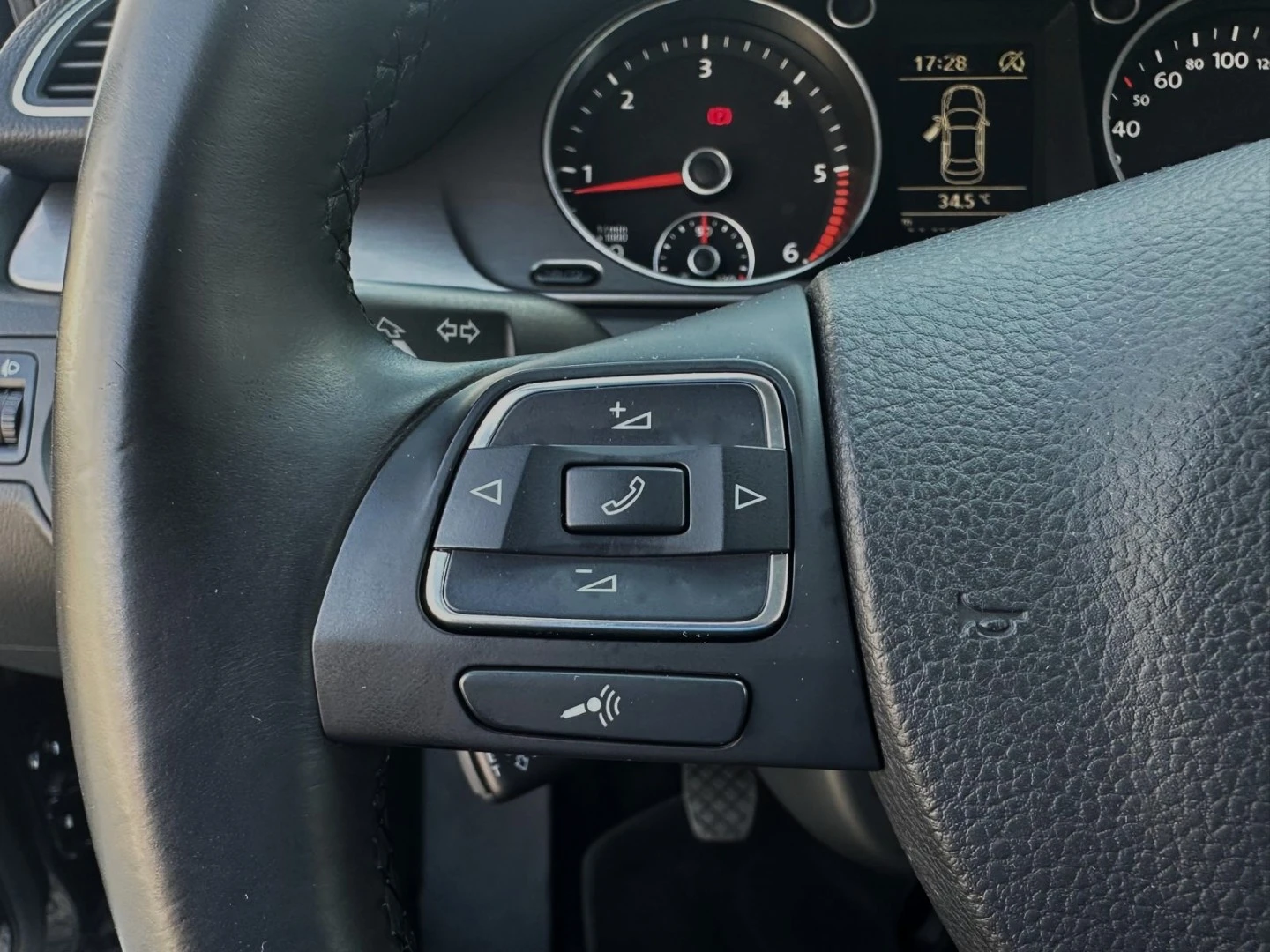VW Passat 1.6 TDI BlueMotion
