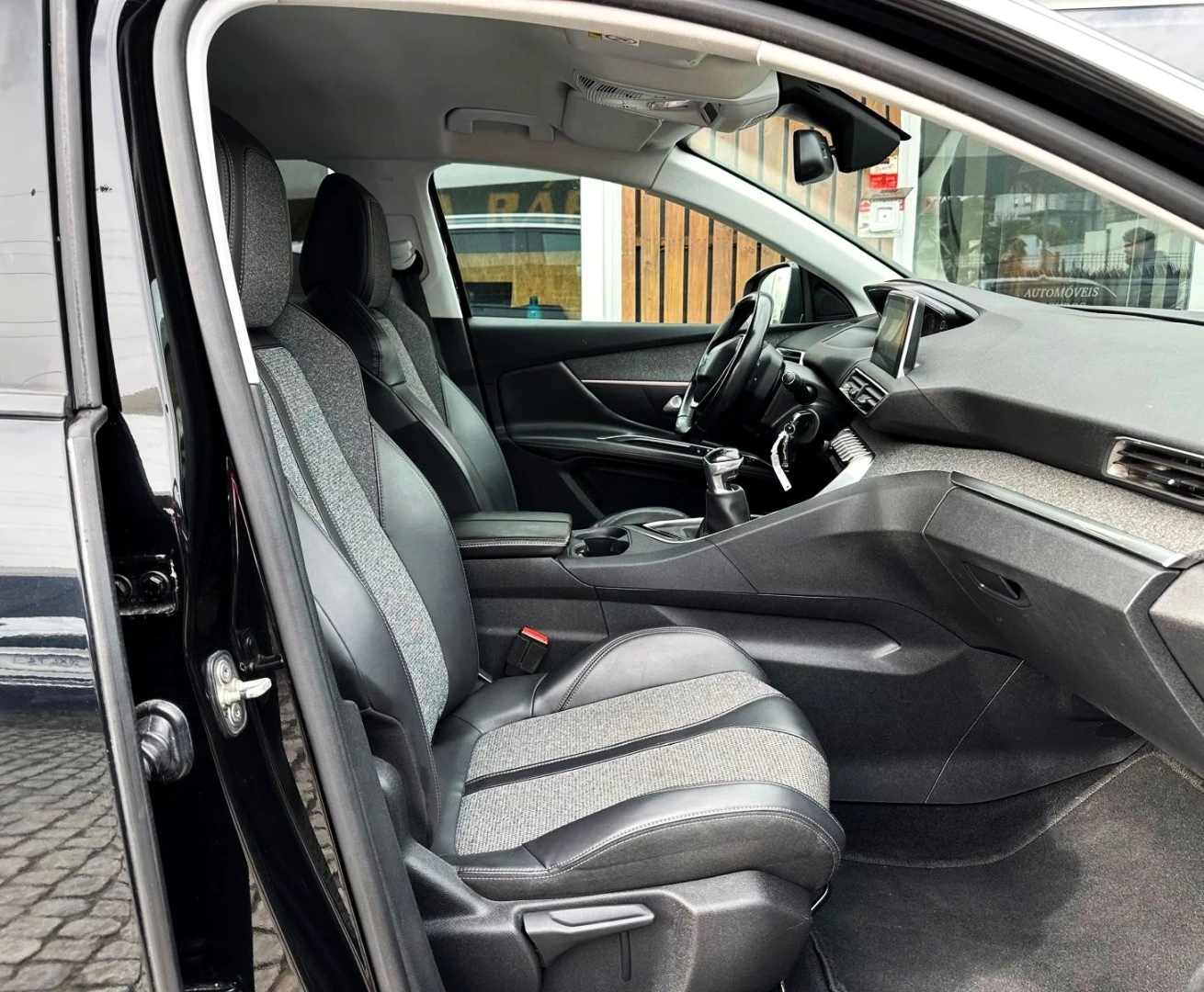 Peugeot 3008 1.5 BlueHDi Allure