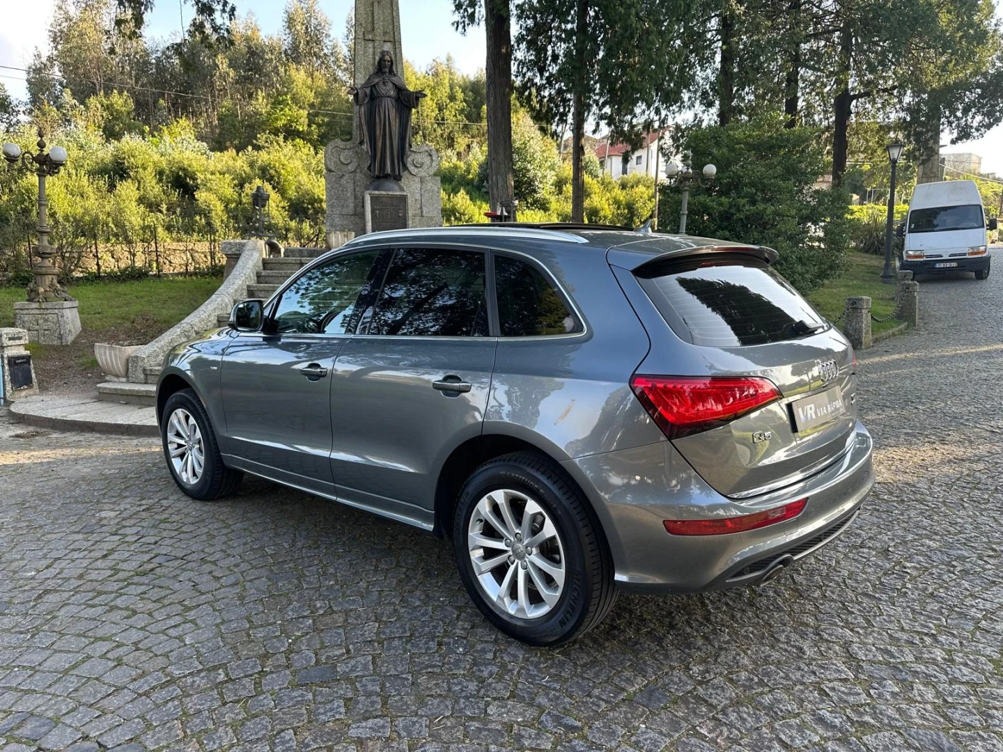 Audi Q5 2.0 TDI quattro S-line S-tronic