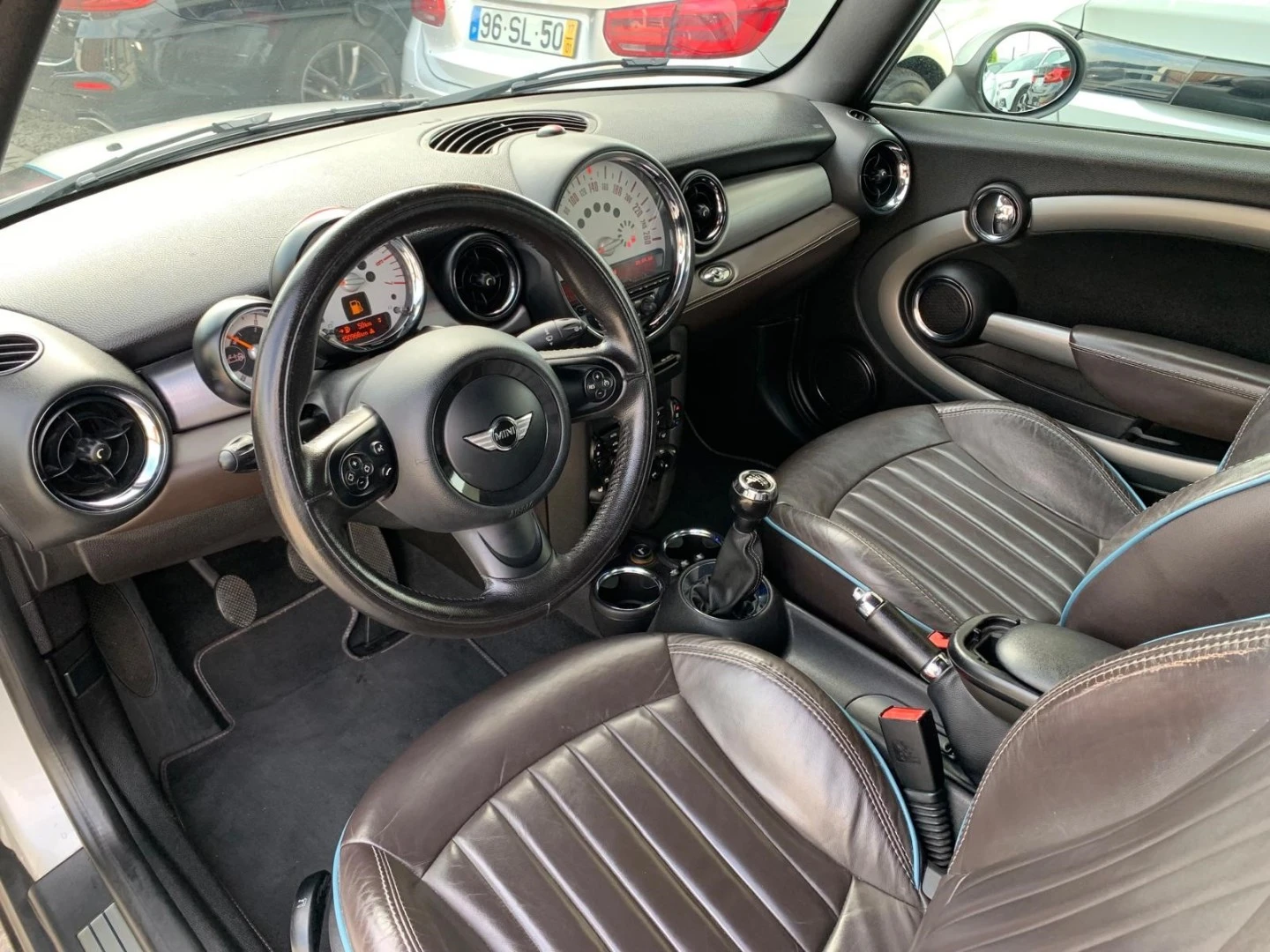MINI Cabrio Cooper D