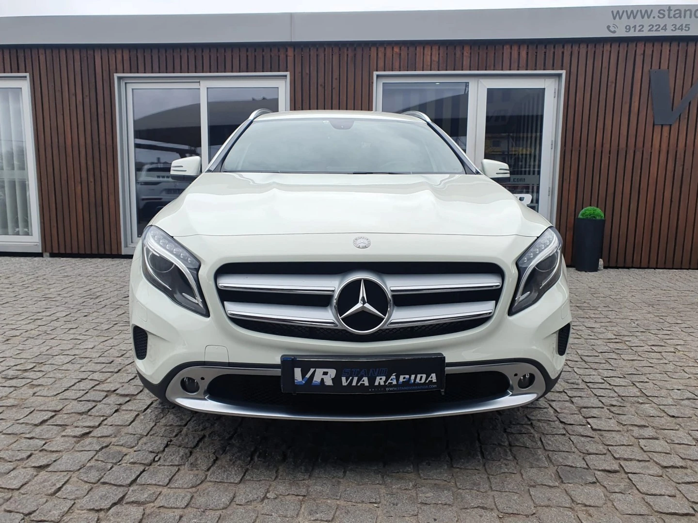Mercedes-Benz GLA 220 CDI 4Matic 7G-DCT Urban
