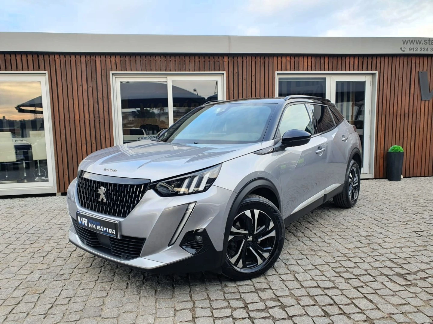 Peugeot 2008 1.5 BlueHDi GT EAT8