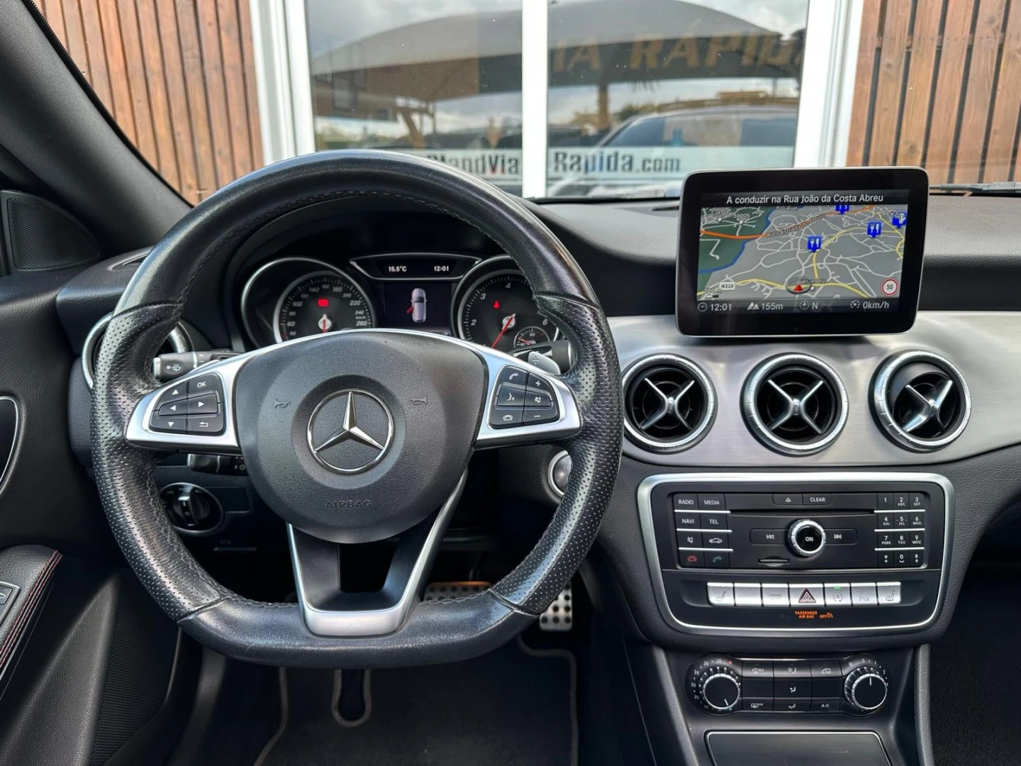Mercedes-Benz CLA 200 d Shooting Brake AMG Line Aut.