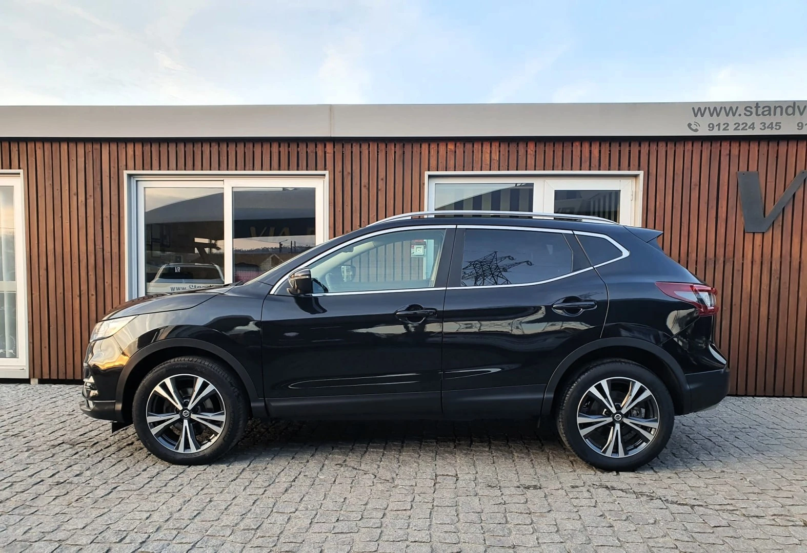 Nissan Qashqai 1.3 DIG-T N-Connecta J18