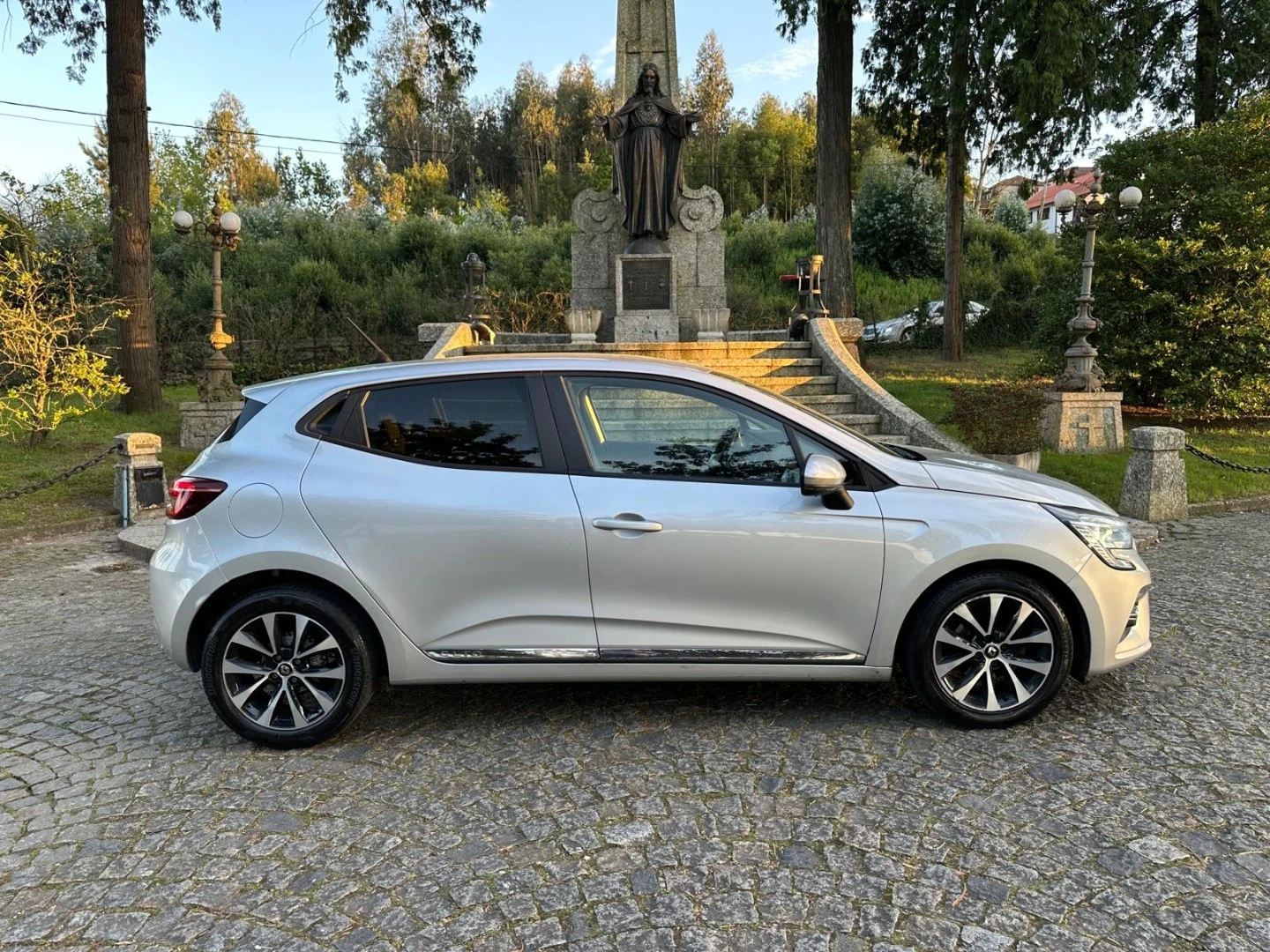 Renault Clio 1.0 TCe Intens Bi-Fuel