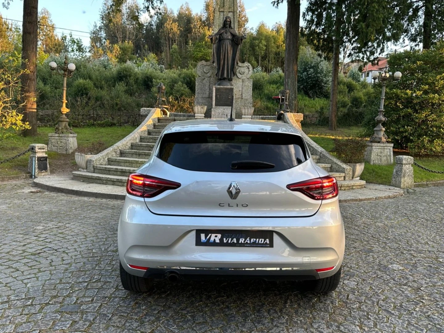 Renault Clio 1.0 TCe Intens Bi-Fuel