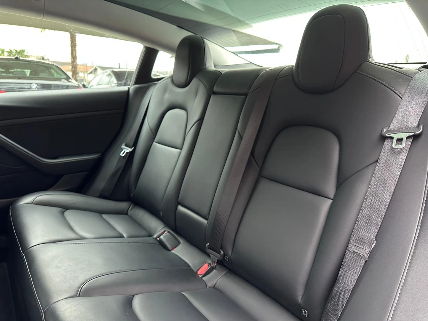 Tesla Model 3 Long-Range RWD