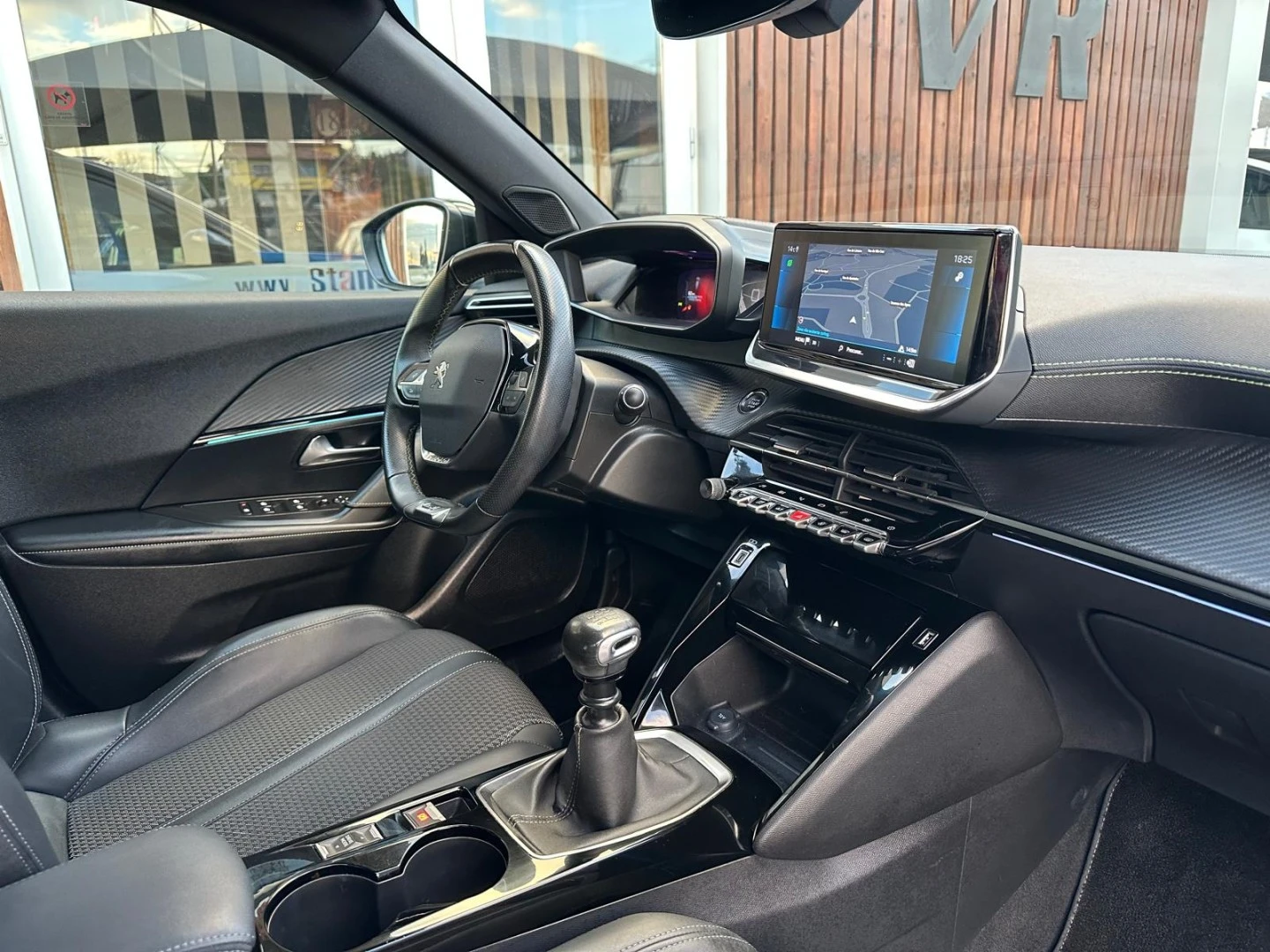 Peugeot 2008 1.5 BlueHDi GT Line
