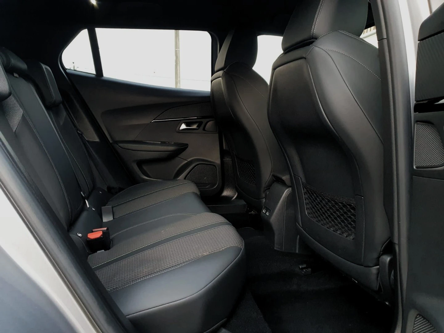 Peugeot 2008 1.5 BlueHDi GT EAT8