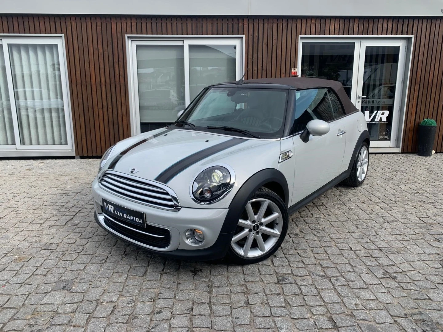 MINI Cabrio Cooper D