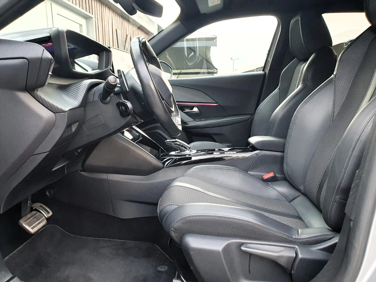 Peugeot 2008 1.5 BlueHDi GT EAT8