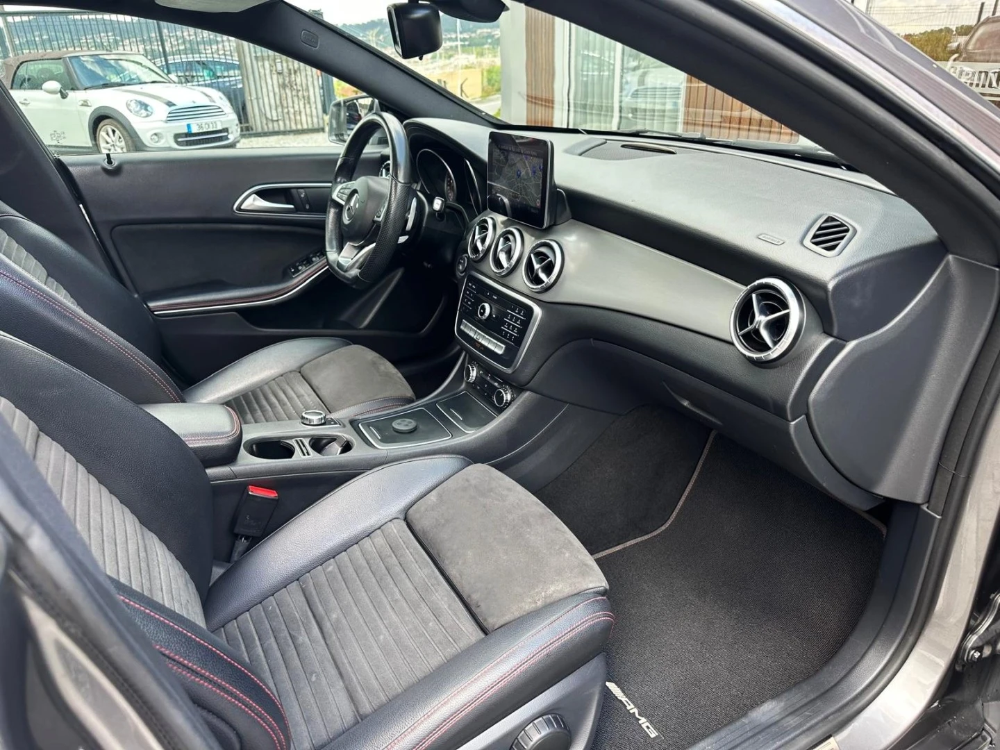Mercedes-Benz CLA 200 d Shooting Brake AMG Line Aut.