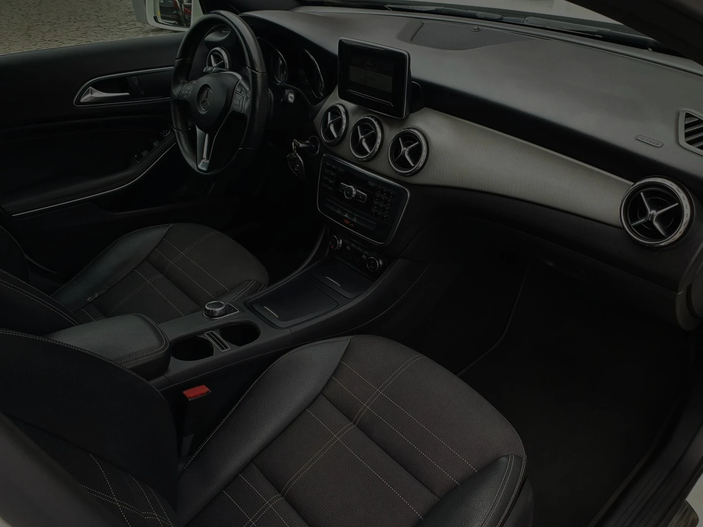 Mercedes-Benz GLA 220 CDI 4Matic 7G-DCT Urban