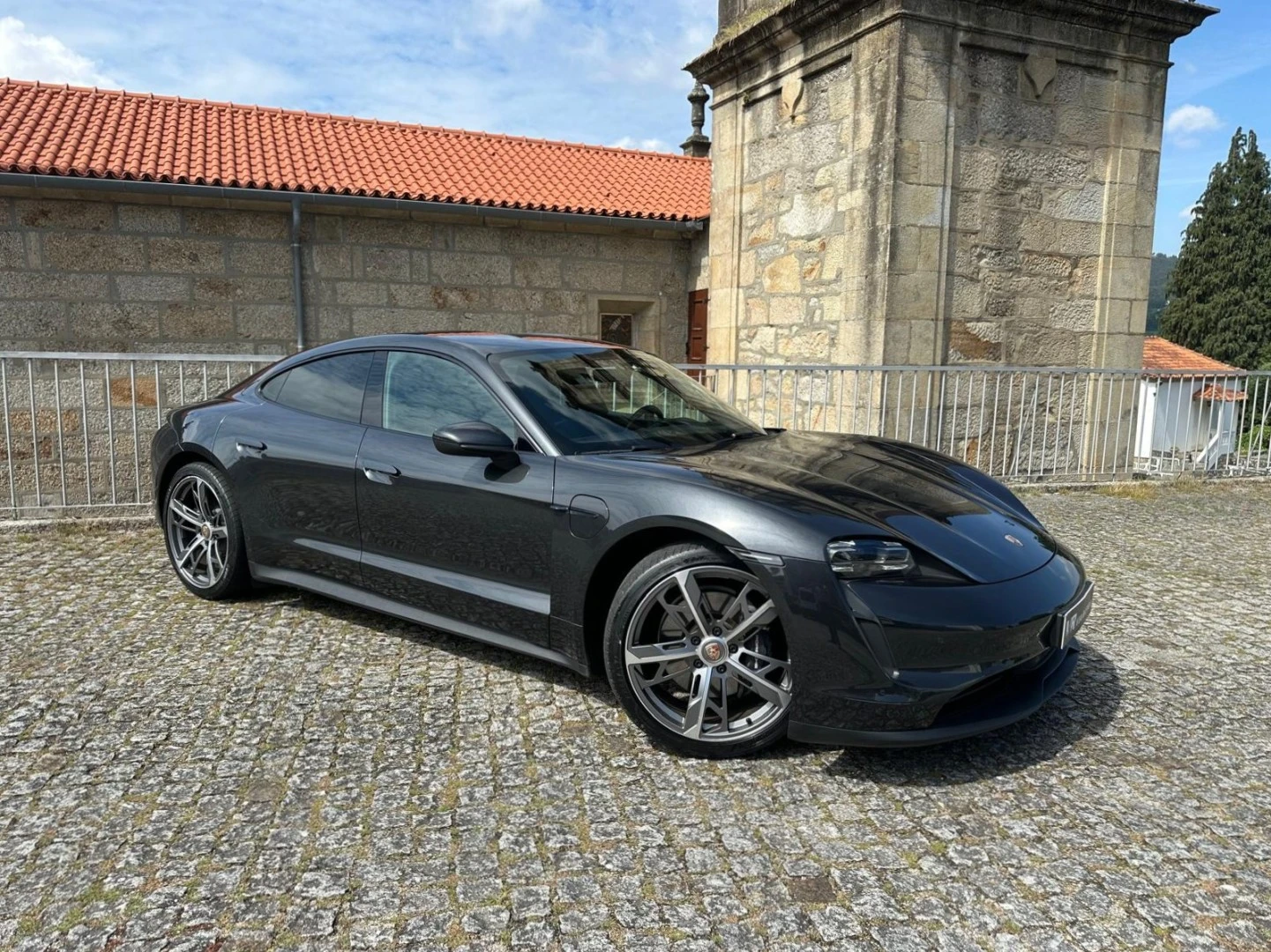 Porsche Taycan bateria Performance Plus