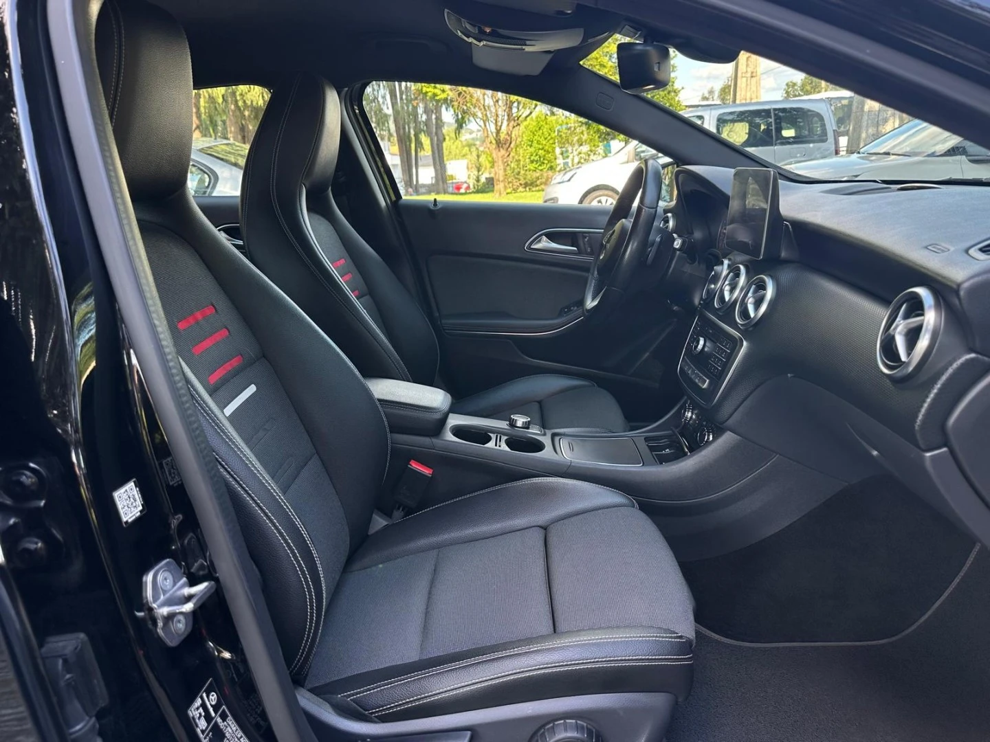 Mercedes-Benz A 180 d AMG Line Aut.