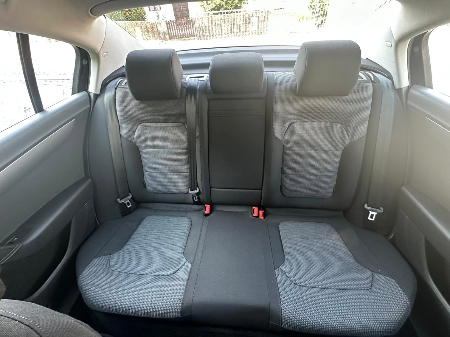 VW Passat 1.6 TDI BlueMotion