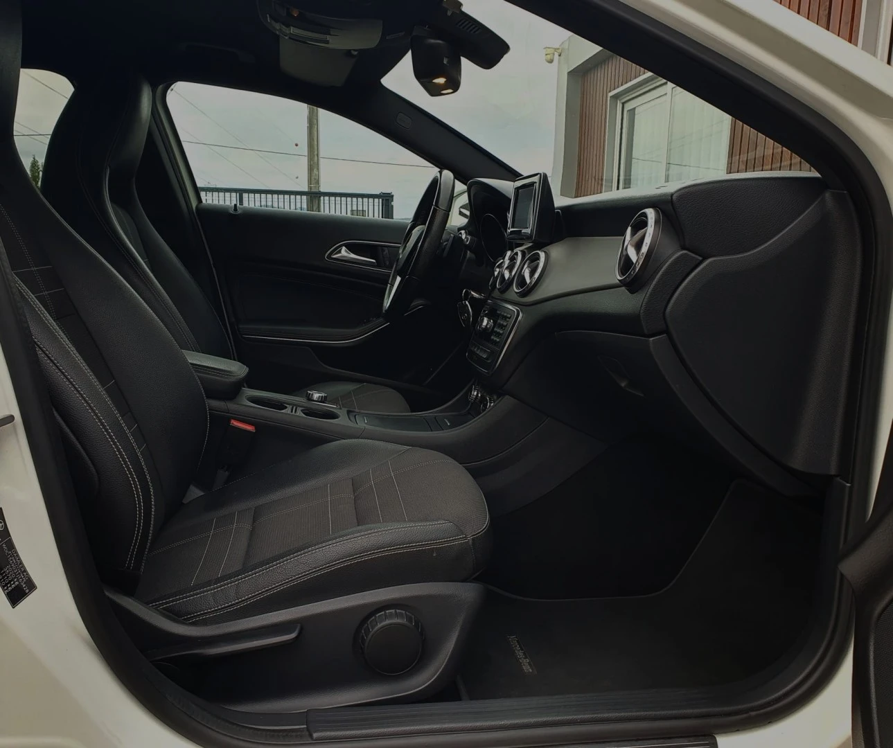 Mercedes-Benz GLA 220 CDI 4Matic 7G-DCT Urban