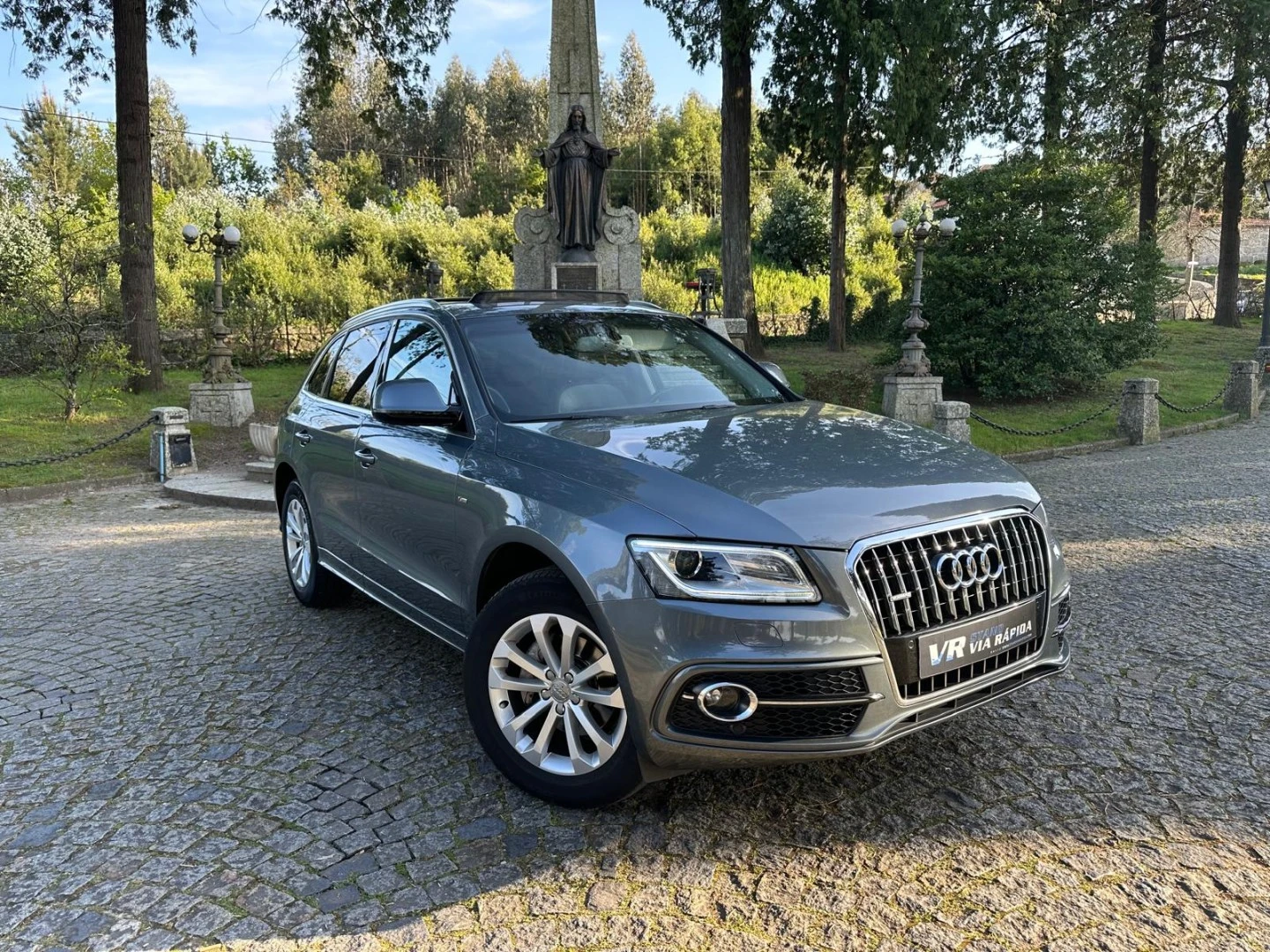 Audi Q5 2.0 TDI quattro S-line S-tronic