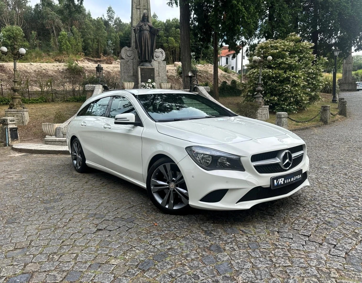 Mercedes-Benz CLA 180 d Shooting Brake Urban