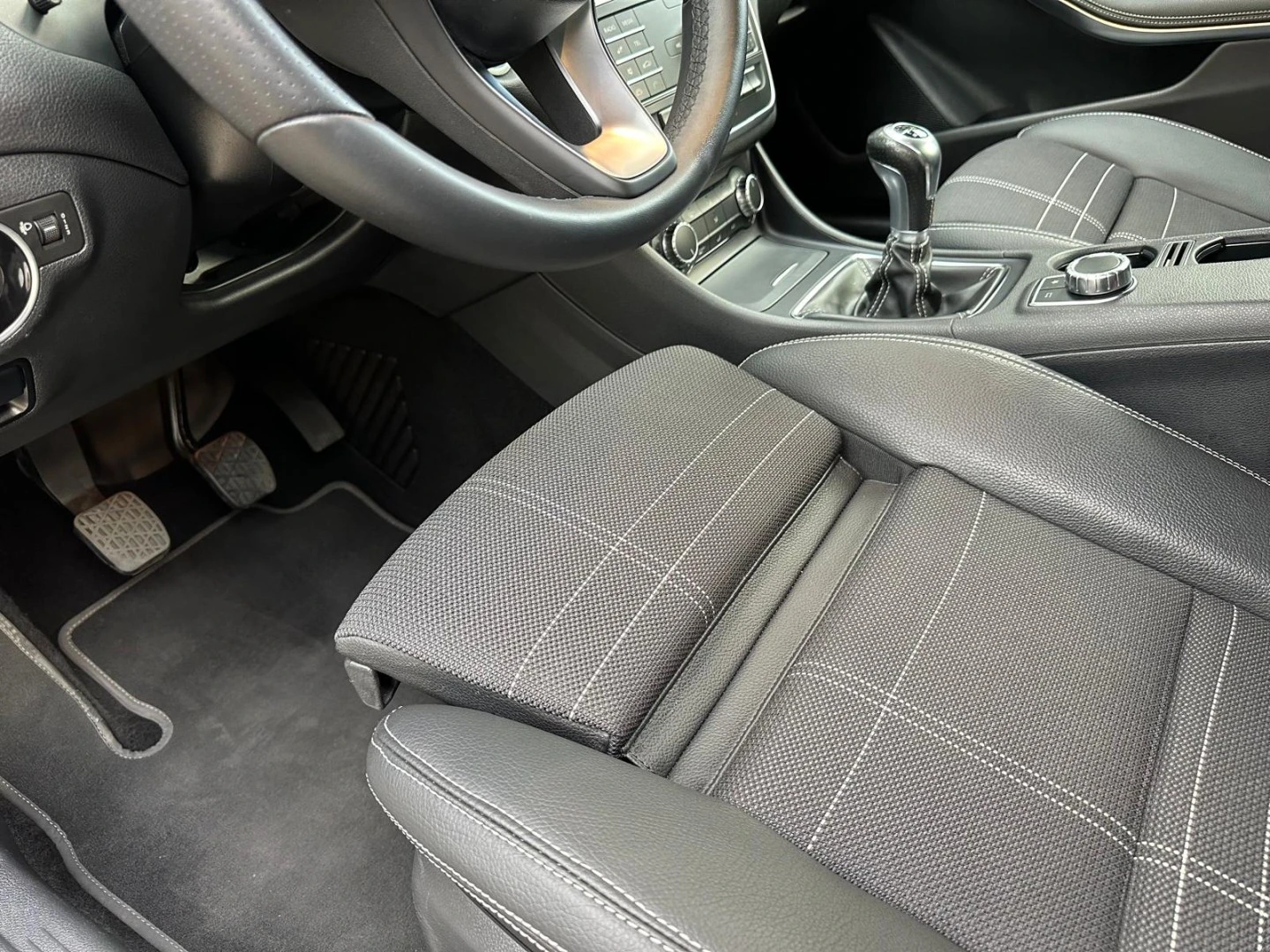 Mercedes-Benz CLA 180 d Shooting Brake Urban