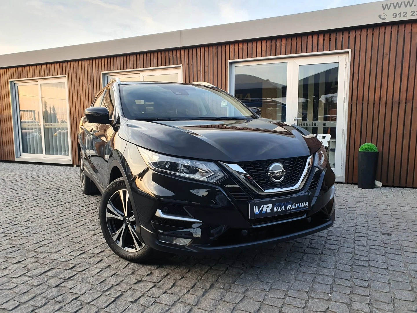 Nissan Qashqai 1.3 DIG-T N-Connecta J18