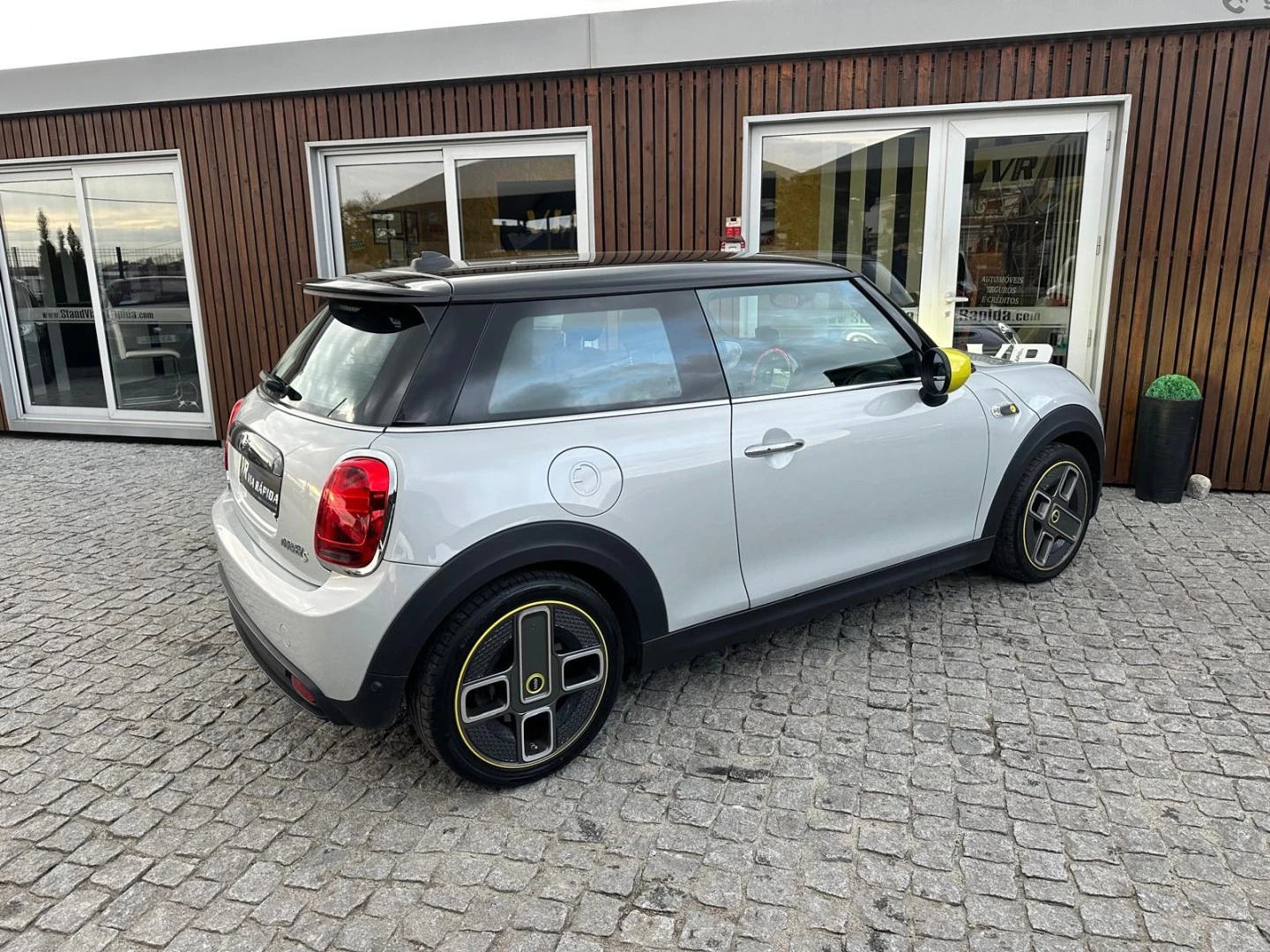 MINI 3 Portas Cooper SE