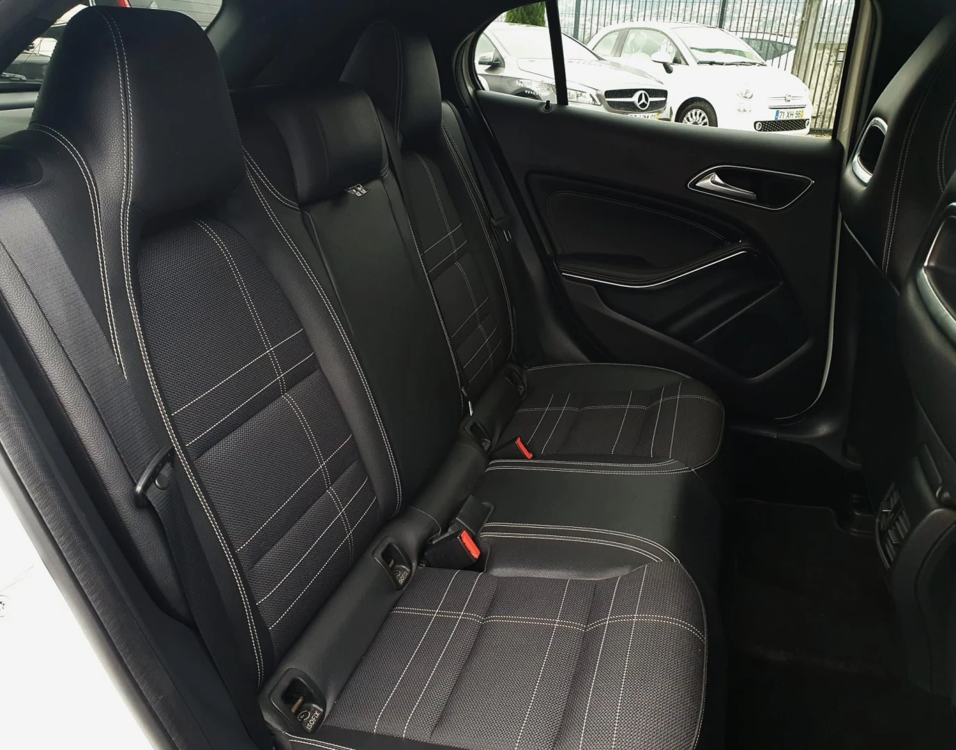 Mercedes-Benz GLA 220 CDI 4Matic 7G-DCT Urban