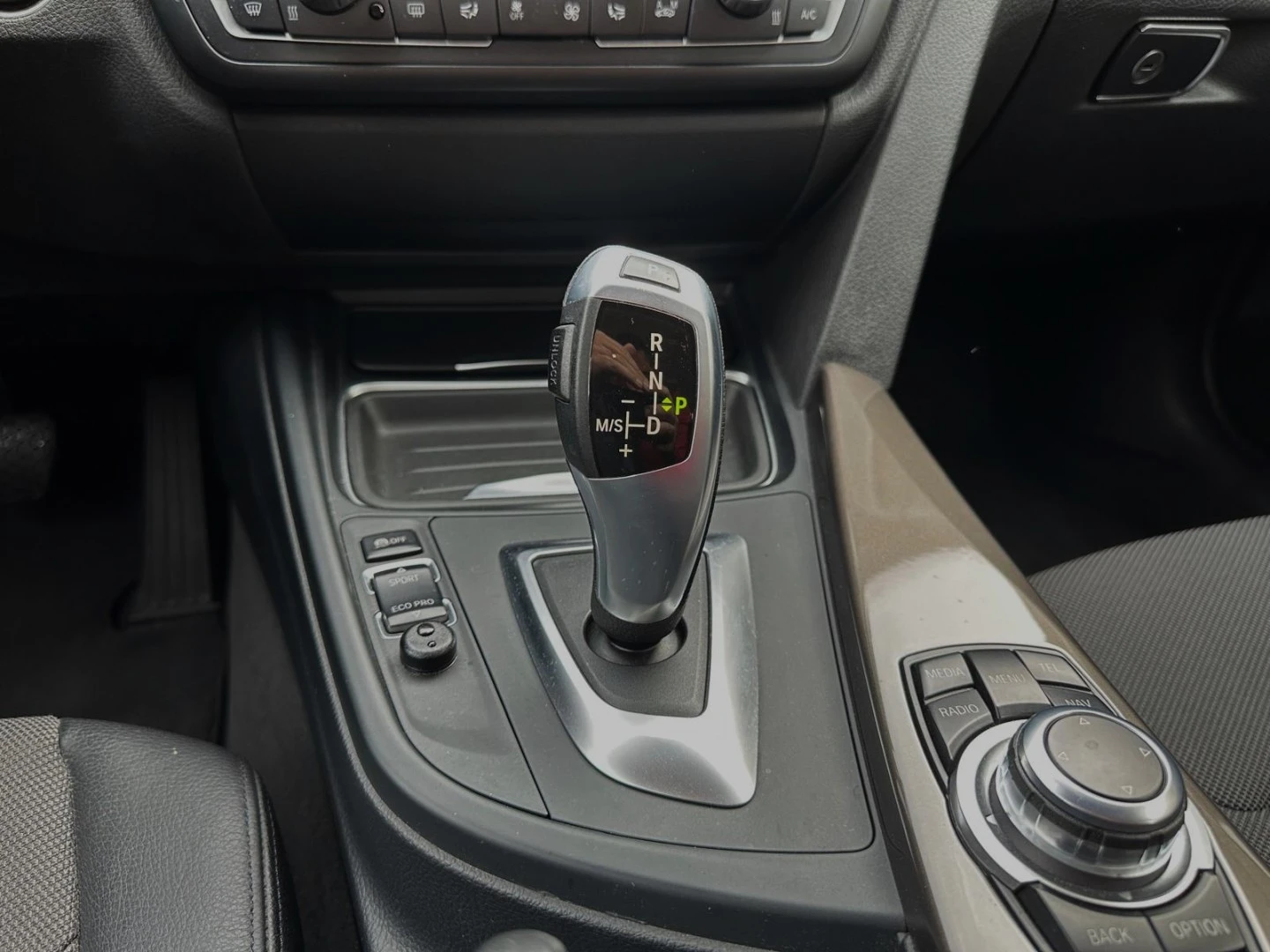 BMW 318 d Auto Line Modern
