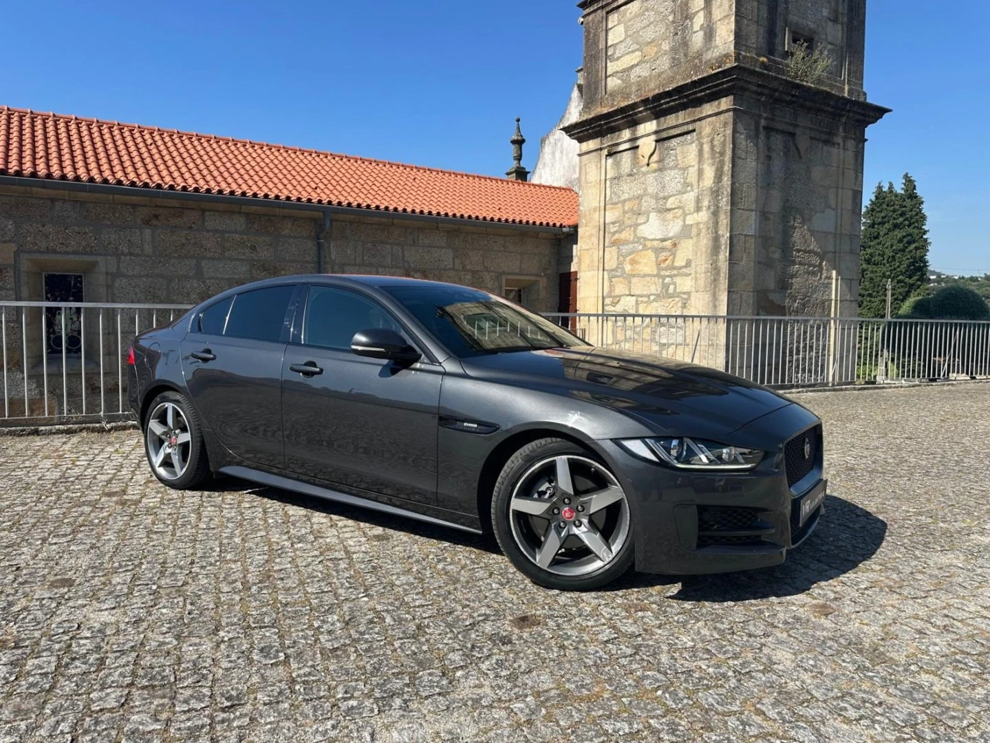 Jaguar XE 2.0 D R-Sport Aut.